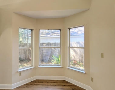 2460 Egrets Glade Drive - Photo Thumbnail 12