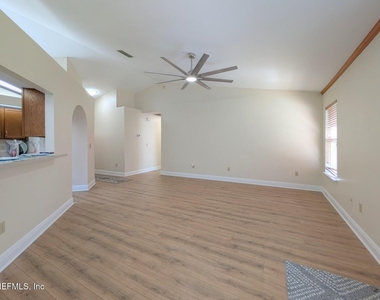 2460 Egrets Glade Drive - Photo Thumbnail 6