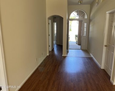 3537 Whisper Creek Boulevard - Photo Thumbnail 6