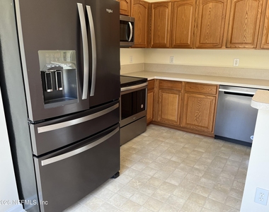 3537 Whisper Creek Boulevard - Photo Thumbnail 16