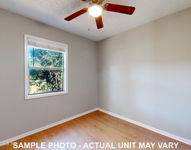5930 Wilmar Road W - Photo Thumbnail 13