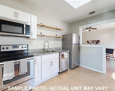5930 Wilmar Road W - Photo Thumbnail 8