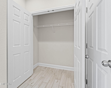 7023 Bartram Cove Parkway - Photo Thumbnail 21