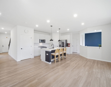 24618 W Alexis Lane - Photo Thumbnail 8