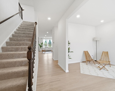 24618 W Alexis Lane - Photo Thumbnail 2