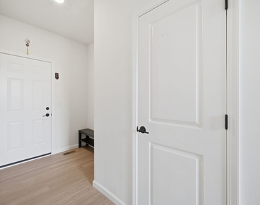 24618 W Alexis Lane - Photo Thumbnail 18