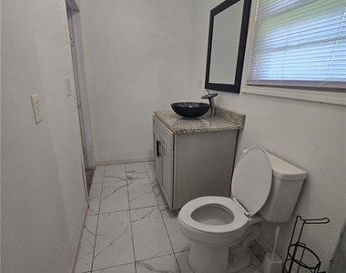 3305 Flowers Drive - Photo Thumbnail 19