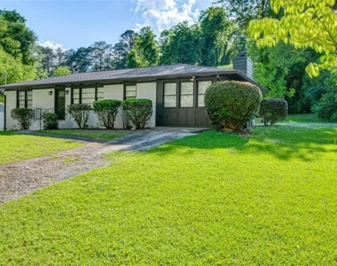 3305 Flowers Drive - Photo Thumbnail 2