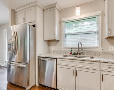3305 Flowers Drive - Photo Thumbnail 10