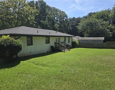3305 Flowers Drive - Photo Thumbnail 3