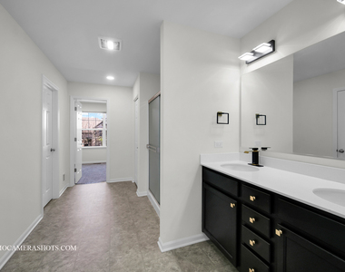 12504 S Cherry Blossom Boulevard - Photo Thumbnail 26