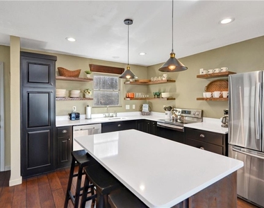 196 Grayson Pointe - Photo Thumbnail 22