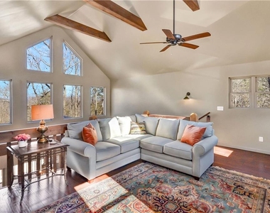 196 Grayson Pointe - Photo Thumbnail 12