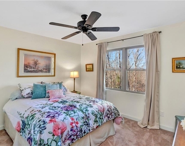196 Grayson Pointe - Photo Thumbnail 15