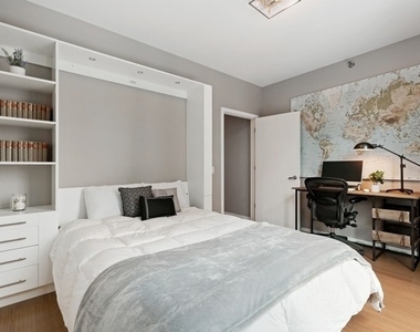 123 S Green Street - Photo Thumbnail 18