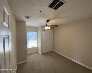 8204 White Falls Boulevard - Photo Thumbnail 13