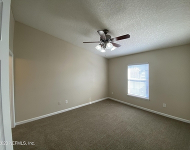 8204 White Falls Boulevard - Photo Thumbnail 25