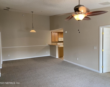 8204 White Falls Boulevard - Photo Thumbnail 19