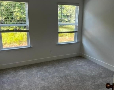 3543 Dover Run Lane - Photo Thumbnail 23