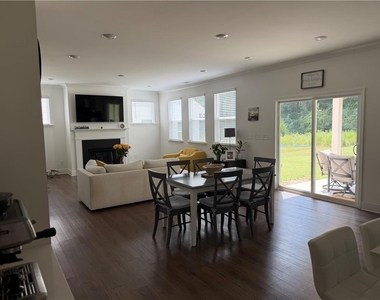 3543 Dover Run Lane - Photo Thumbnail 5