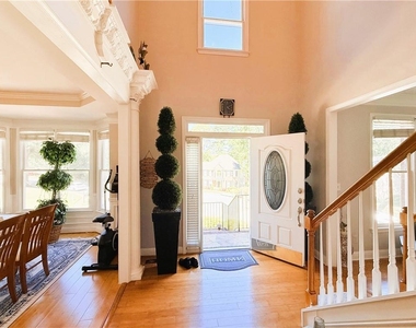 2834 Gavin Place - Photo Thumbnail 5