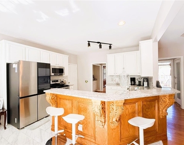 2834 Gavin Place - Photo Thumbnail 11