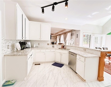 2834 Gavin Place - Photo Thumbnail 13