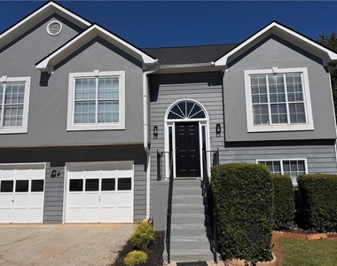 4135 Wildridge Drive - Photo Thumbnail 4