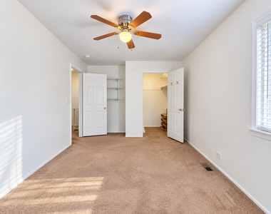 1344 Cove Drive - Photo Thumbnail 12