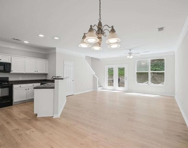 3303 Fernview Drive - Photo Thumbnail 4