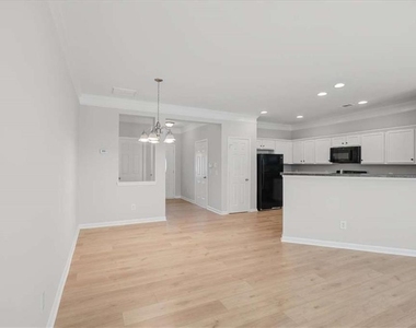 3303 Fernview Drive - Photo Thumbnail 10