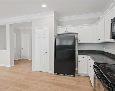 3303 Fernview Drive - Photo Thumbnail 15