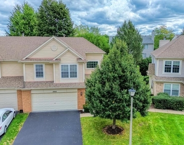 10018 Thornton Way - Photo Thumbnail 2