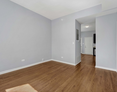 3340 S Carpenter Street - Photo Thumbnail 4