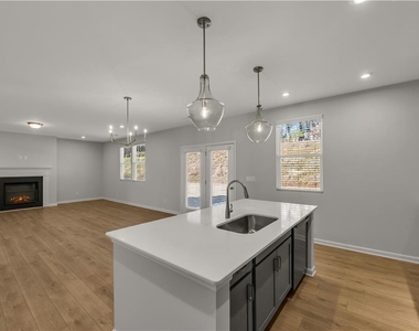 313 Brighton Bend Lane - Photo Thumbnail 16