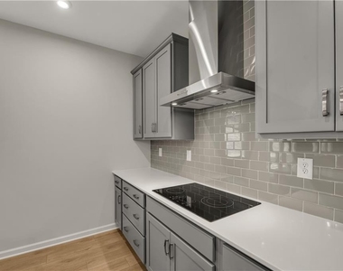 313 Brighton Bend Lane - Photo Thumbnail 17