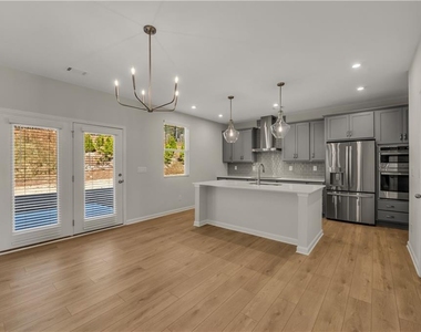 313 Brighton Bend Lane - Photo Thumbnail 13