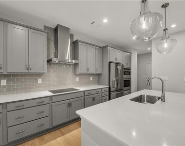 313 Brighton Bend Lane - Photo Thumbnail 18