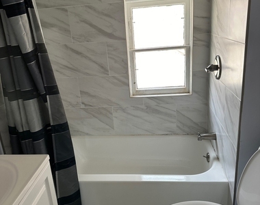 813 Hamlin Street - Photo Thumbnail 16