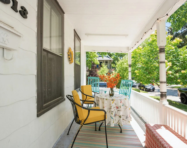 813 Hamlin Street - Photo Thumbnail 3