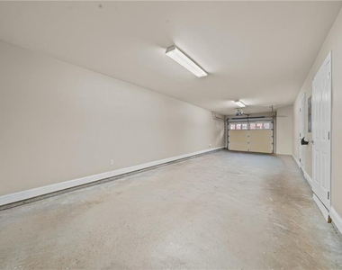 5480 Glenridge Park - Photo Thumbnail 28