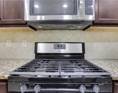 2521 Morgan Chase Drive - Photo Thumbnail 12