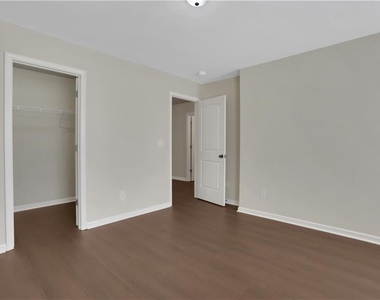 2521 Morgan Chase Drive - Photo Thumbnail 28