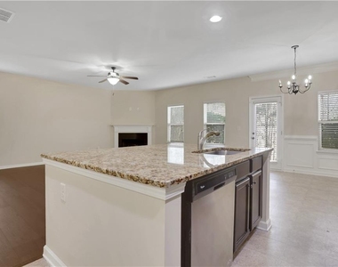 2521 Morgan Chase Drive - Photo Thumbnail 11