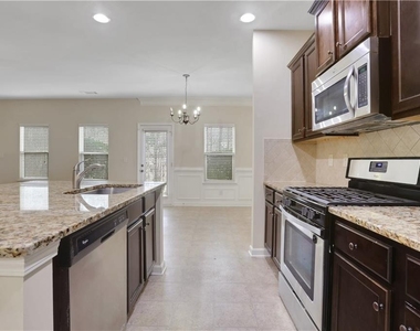2521 Morgan Chase Drive - Photo Thumbnail 10