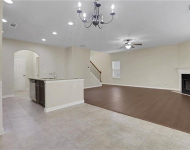2521 Morgan Chase Drive - Photo Thumbnail 16