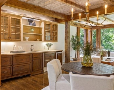 2485 W Wesley Road Nw - Photo Thumbnail 20