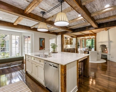 2485 W Wesley Road Nw - Photo Thumbnail 18