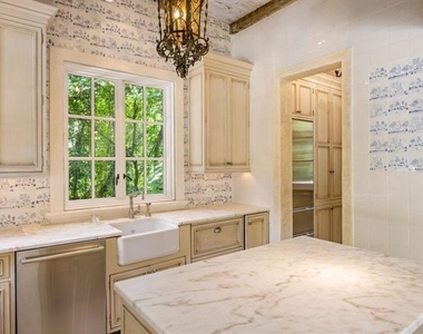 2485 W Wesley Road Nw - Photo Thumbnail 72