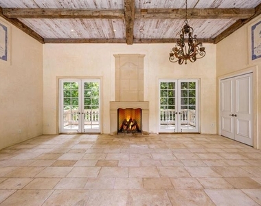 2485 W Wesley Road Nw - Photo Thumbnail 70